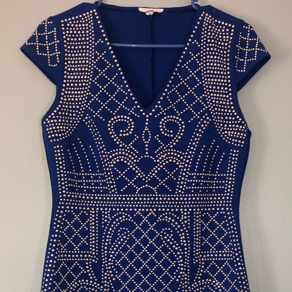 Blue bodycon party dress. - Picture 7 of 10